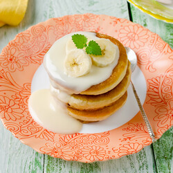 Творожно-банановые оладьи пошаговый рецепт с фото на сайте академии выпечки Dr.Oetker