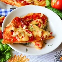 Пицца без дрожжей на молоке. 4 проверенных пошаговых рецепта!