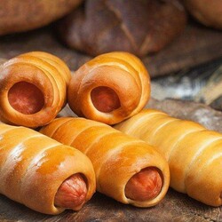 Сосиски в тесте - 20 быстрых и вкусных рецептов