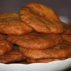 Творожные лепешки.