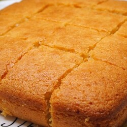 Лимонный пирог на кефире: как порадовать семью на скорую руку