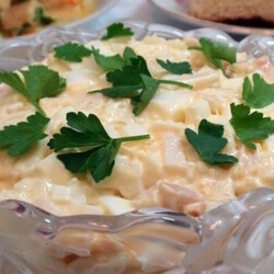 Кальмаровый салат - рецепты, способы приготовления