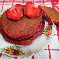 Английские свекольные панкейки