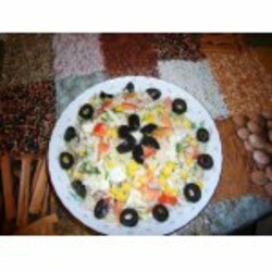 Салат "Нежный" с копченой курицей