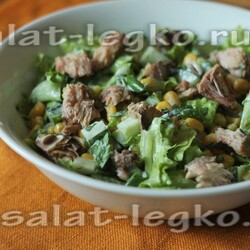 Зеленый салат с консервированной сардиной: рецепт