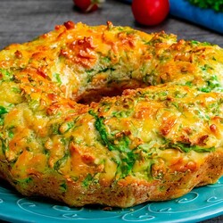 Когда хочется вкусненького: закусочный кекс с зеленью и сыром за 25 минут