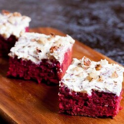 Сладкий пирог со свёклой