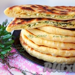 Рецепты лепешек с начинкой от наших кулинаров