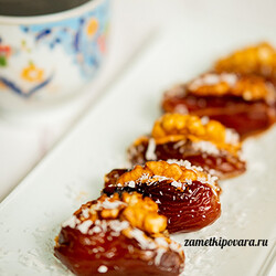 Домашние конфеты из фиников с арахисовой пастой | Простые кулинарные рецепты с фотографиями