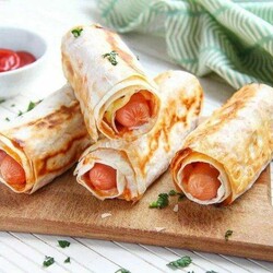 12 рецептов сосисок в лаваше, перед которыми сложно устоять