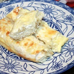 Трубочки из лаваша с творогом в духовке - пошаговый рецепт с фото