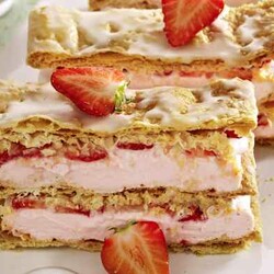 Рецепты пирожного из слоёного готового магазинного теста с кремом