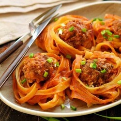 Гнезда с фаршем в духовке - 10 сытных и вкусных рецептов