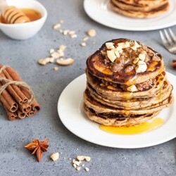 Пряные панкейки с коричным штрейзелем | Меню недели
