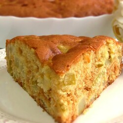 Мягкий и нежный пирог с грушами. Доступный рецепт летней выпечки (ВИДЕО)