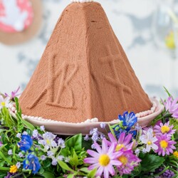 Шоколадная пасха с изюмом