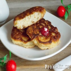 Оладьи на кефире с фаршем пышные