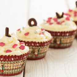 Капкейки "Красный бархат" - прекрасный десерт на день святого Валентина - рецепт с фото - FoodForLife