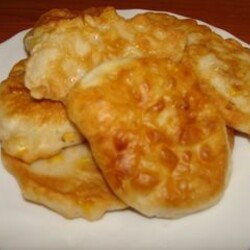 Лепешки с кукурузой за 25 минут - рецепт несладкой выпечки от Простоквашино