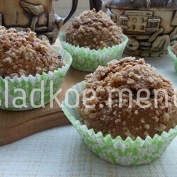 Апельсиновые маффины с шоколадом и штрейзелем.