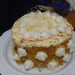 Торт с меренгами