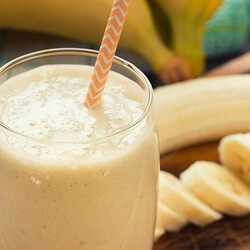Смузи с бананом: лучшие рецепты для блендера