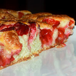 Пирог со сливой: быстро вкусно и полезно