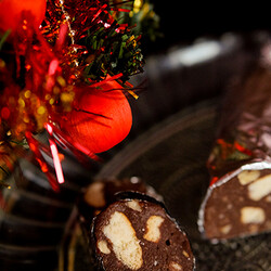 Сладкая шоколадная колбаска | Простые кулинарные рецепты с фотографиями