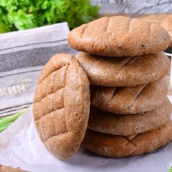 Ржаные лепешки в духовке (на воде и дрожжах): рецепт с фото пошагово