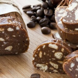 Шоколадная колбаса: пошаговые рецепты с фото и видео, как приготовить шоколадную колбасу в домашних условиях