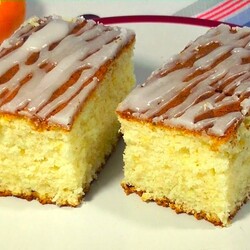 Кто пробует – сразу просит рецепт: творожный пирог на скорую руку из самых обычных продуктов