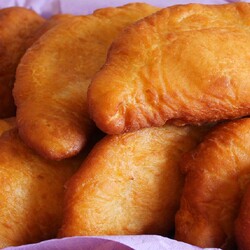 Как готовят тесто для жареных пирожков итальянские сеньориты