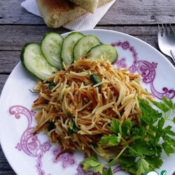 Вермишель "Паутинка" с зеленью