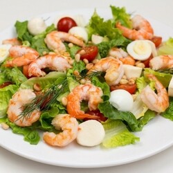 Салат с креветками - 5 очень вкусных рецептов с фото пошагово