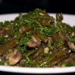 Салат из зеленой фасоли с шампиньонами "Вечерний"