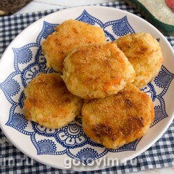 Рисовые котлеты с морковью и луком. Рецепт с фото