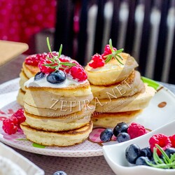 Пышные оладьи на кефире без дрожжей – пошаговый фото рецепт