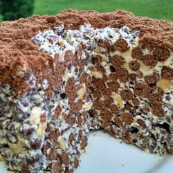 Торт из шоколадных шариков