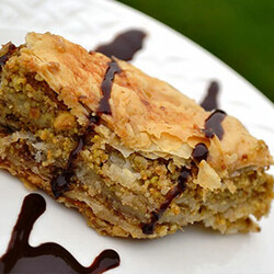 Рецепт пахлавы в домашних условиях из готового слоеного теста