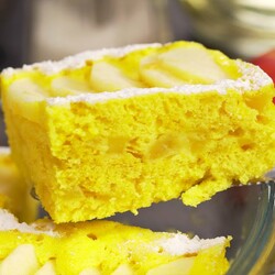 Итальянский яблочный пирог за 10 минут: как приготовить вкусную выпечку в микроволновке (ВИДЕО)