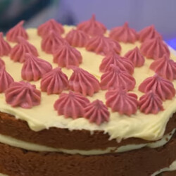 Воздушный крем-пломбир для украшения выпечки