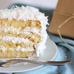 Кокосовый торт - как приготовить с кокосовой стружкой, рафаэлло, баунти