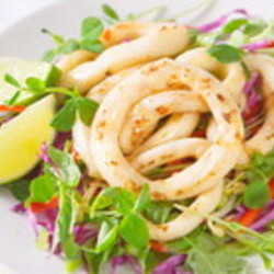 Салаты с кальмарами