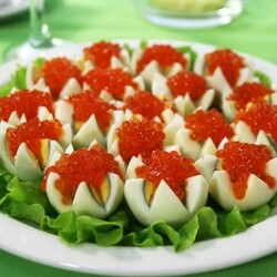 Фаршированные яйца с вариантами начинок на праздничный стол. Простые и вкусные рецепты