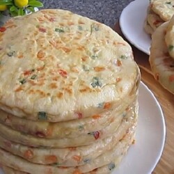 Простой рецепт турецких лепешек на дрожжах