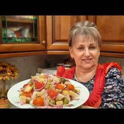 Такой салат подают не в каждом ресторане. А я готовлю его дома.