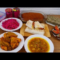 суп пирог голубцы салат из сырых овощей намазка шаурма