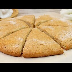 Раз и готово!  Быстрая и очень вкусная домашняя выпечка Ореховые треугольники