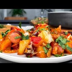 Ужин "ленивой хозяйки"! Рецепт всегда выручает,когда нет времени стоять у плиты!Смешала и в духовку!