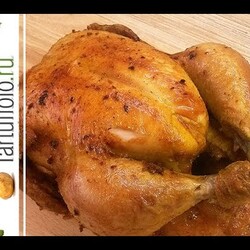 Целая курица в духовке